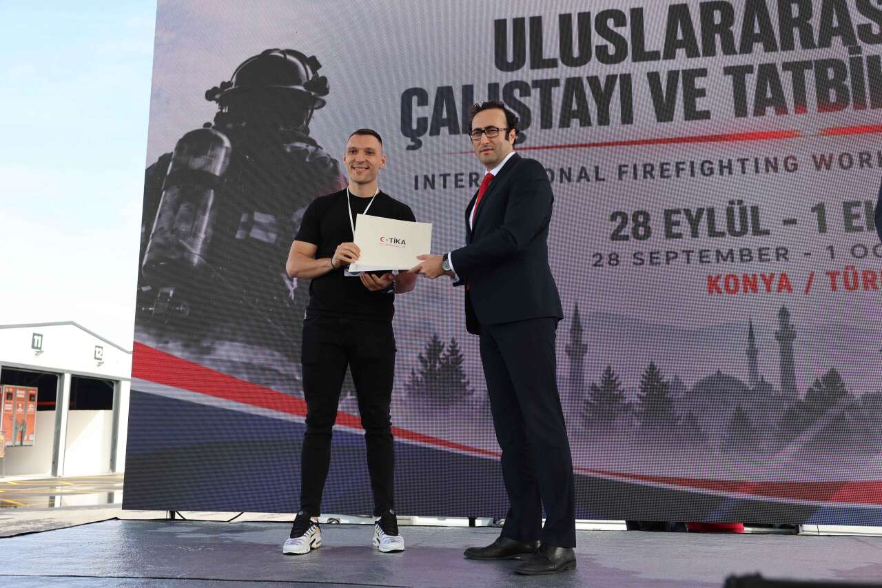 Konya’da bir ilk yaşandı! 14 ülkeden itfaiyeci nefes kesen bir operasyona imza attı 18